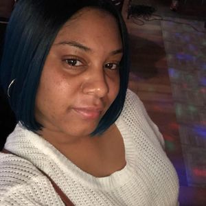 Meet your Posher, Nadia